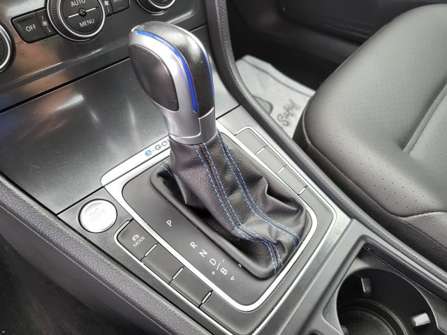 2018 VOLKSWAGEN E-GOLF COMFORTLINE