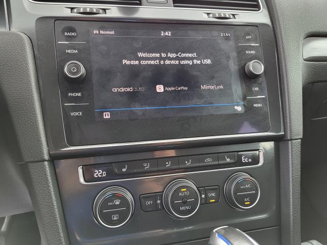 2018 VOLKSWAGEN E-GOLF COMFORTLINE