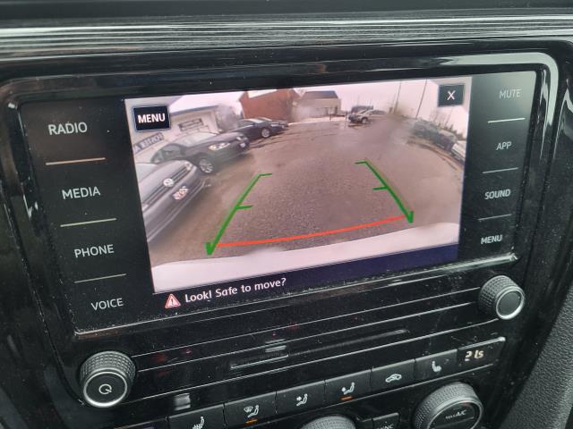 2021 VOLKSWAGEN PASSAT HIGHLINE