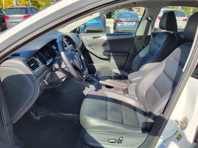 2017 VOLKSWAGEN JETTA HIGHLINE