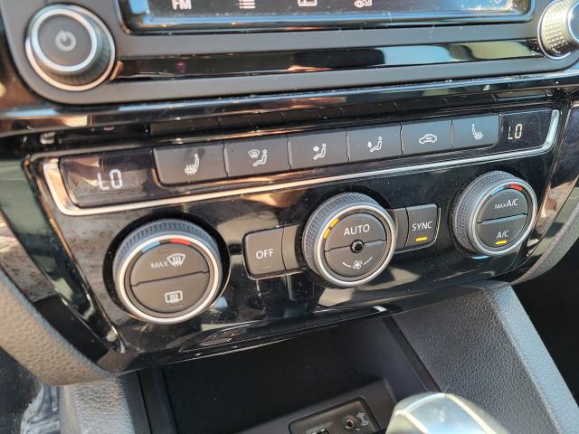 2017 VOLKSWAGEN JETTA HIGHLINE