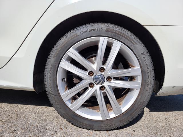 2017 VOLKSWAGEN JETTA HIGHLINE