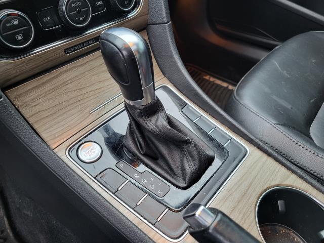 2016 VOLKSWAGEN PASSAT HIGHLINE