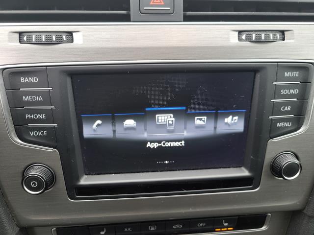 2017 VOLKSWAGEN GOLF SPORTWAGEN TRENDLINE