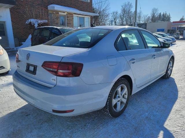 2017 VOLKSWAGEN JETTA HIGHLINE