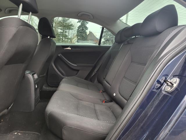 2012 VOLKSWAGEN JETTA COMFORTLINE