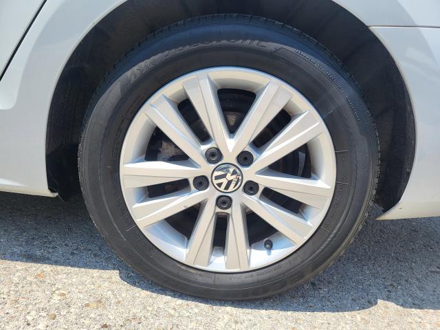 2017 Volkswagen Jetta Wolfsburg