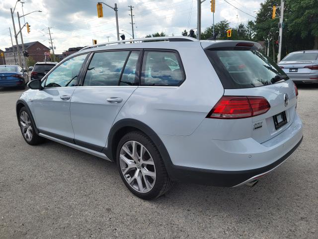 2018 Volkswagen Golf Alltrack