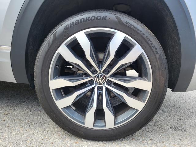 2020 Volkswagen Atlas Cross Sport R-line